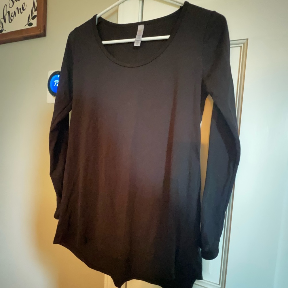Lularoe Long sleeve Lynnaye